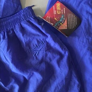 VINTAGE DEADSTOCK REEBOK SWEATS